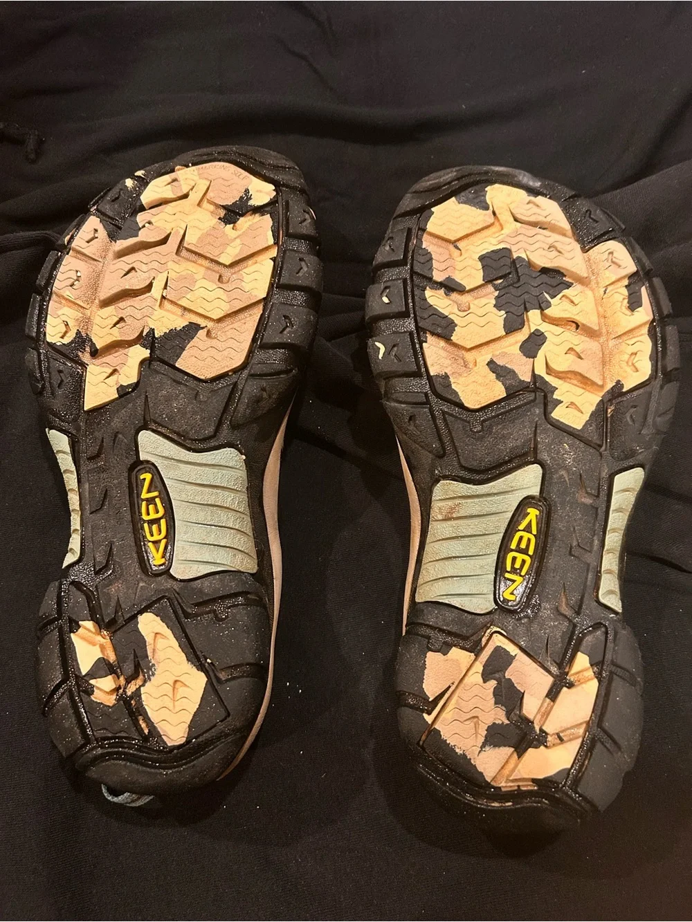 Womens KEEN Newport H2 water sandals in a brown and light blue colorway Size 6.5